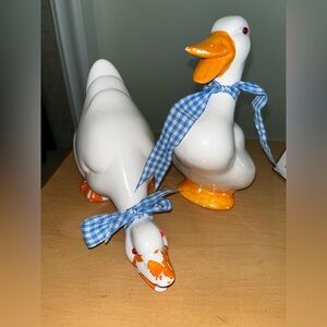 Vintage Ducks Figurines 1980 Set of Two (2)
